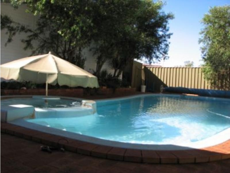 22 Rudall Ave, Newman WA 6753