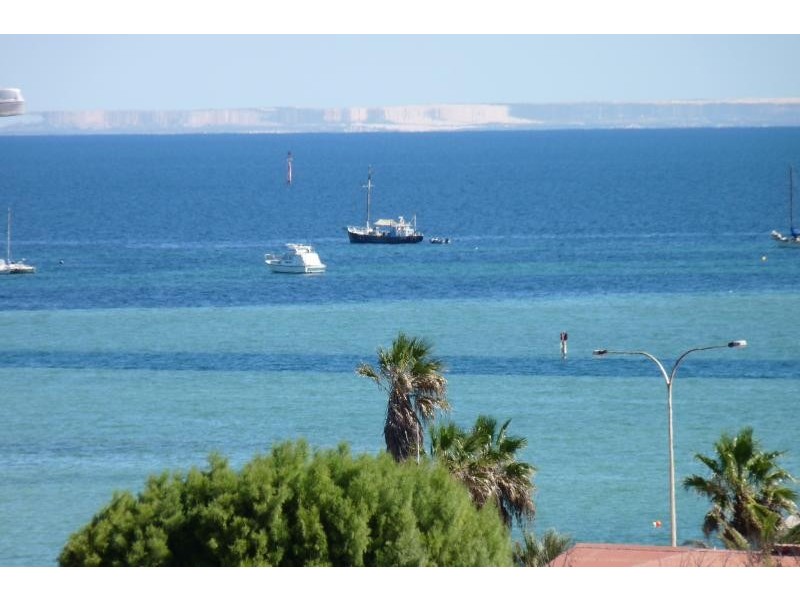 Unit 1/36 Denham Road, Denham WA 6537