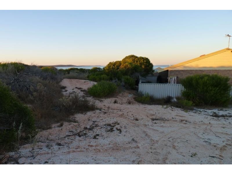 Unit 1/36 Denham Road, Denham WA 6537