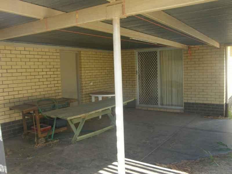 6 Hyde Street, Dalwallinu WA 6609