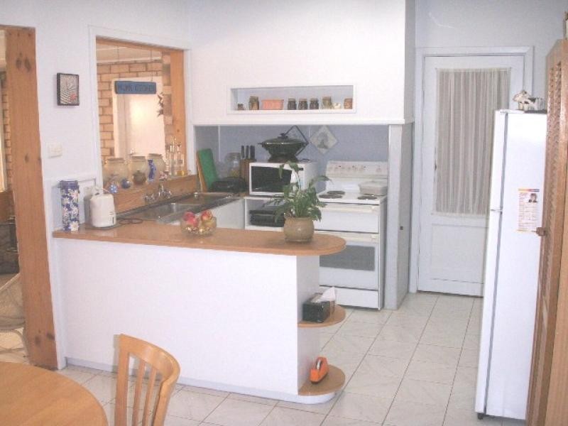 7 Clarke Avenue, Lake Grace WA 6353