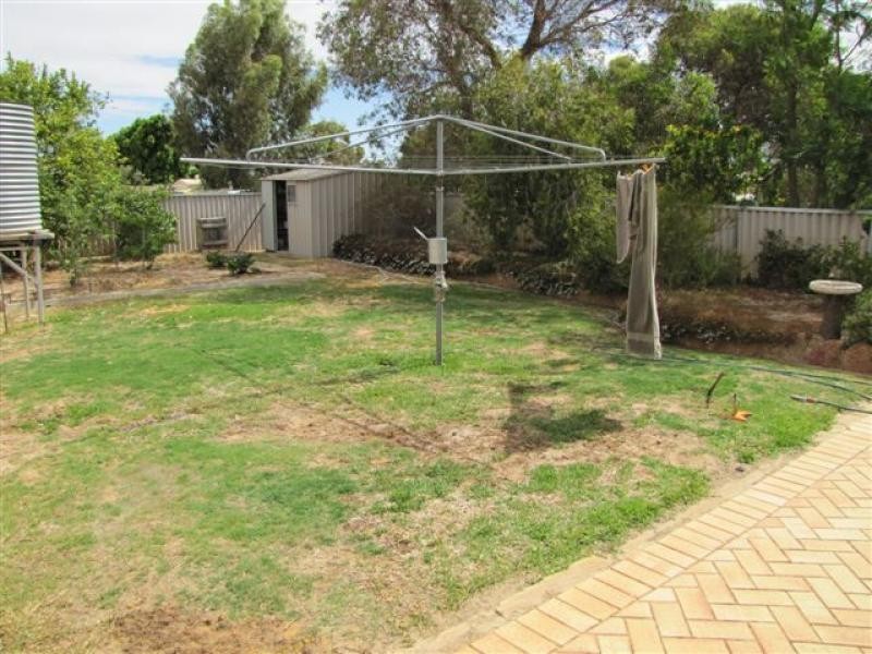 40 Repacholi Parade, Kondinin WA 6367