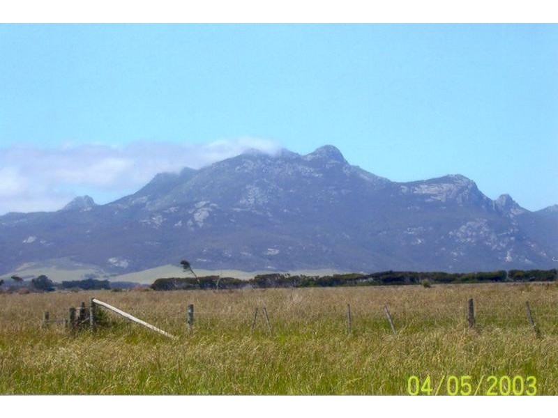 1 East Street, Flinders Island TAS 7255