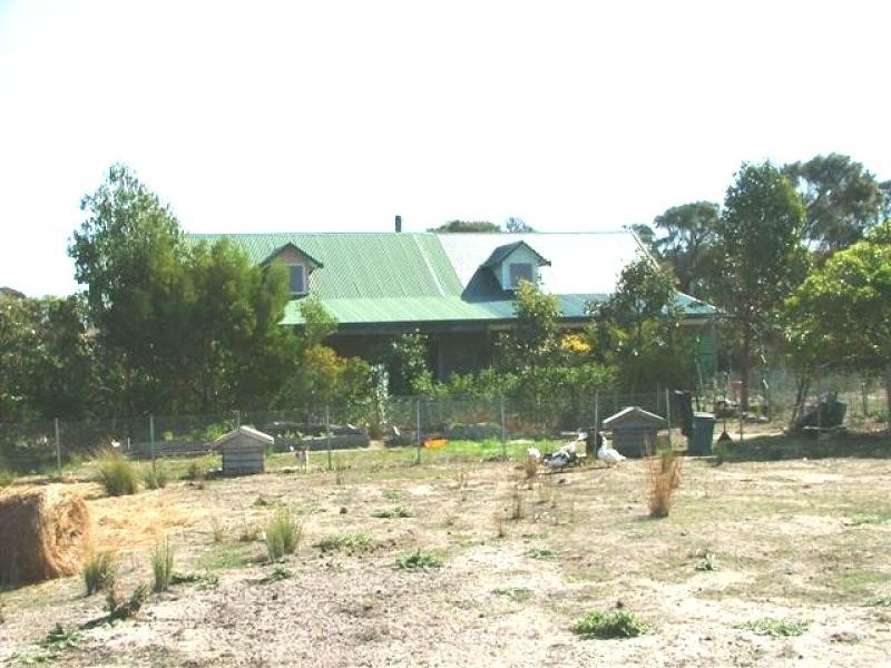 53 Bluff Road, Flinders Island TAS 7255