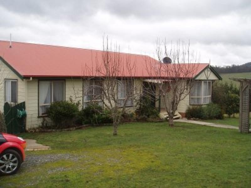 15 FRASERS ROAD, Glengarry TAS 7275