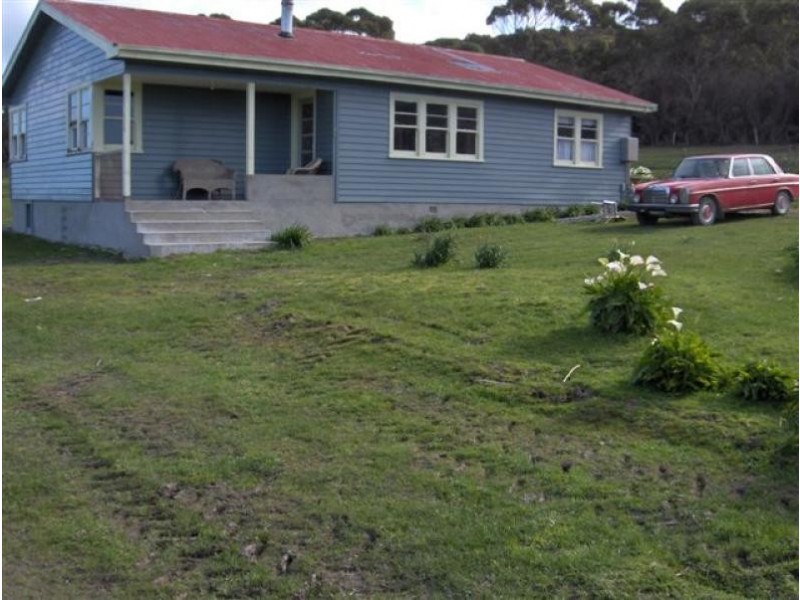 60 Kuhns Road, Memana, Flinders Island TAS 7255