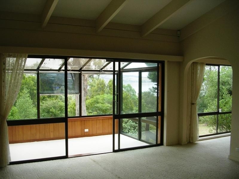 92 Beach Road, Legana TAS 7277