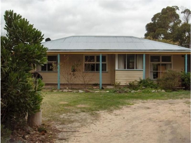 23 Bluff Road, Flinders Island TAS 7255