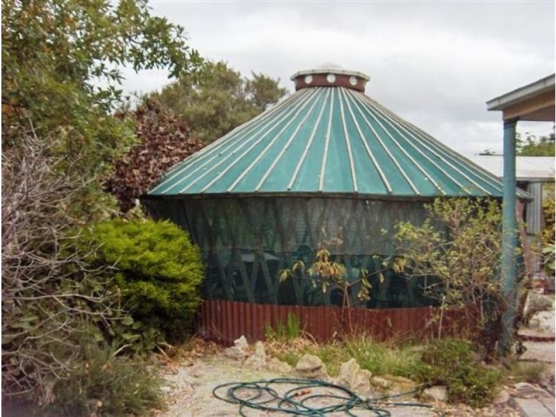 23 Bluff Road, Flinders Island TAS 7255