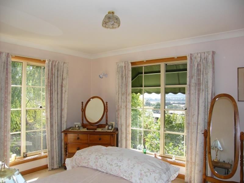 UNIT 1, 197 WEST TAMAR RD, Riverside TAS 7250