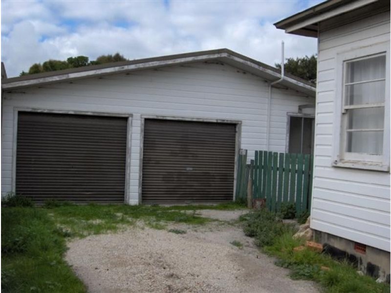 5 Lagoon Road, Whitemark, Flinders Island TAS 7255