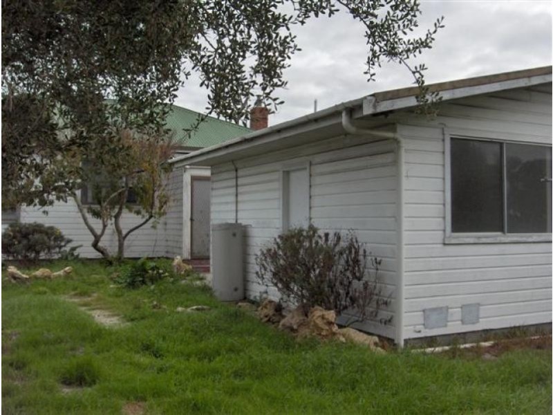 5 Lagoon Road, Whitemark, Flinders Island TAS 7255