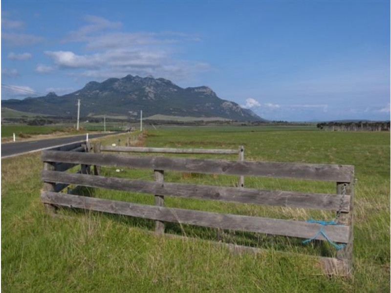 392 Lady Barron Road, Ranga, Flinders Island TAS 7255
