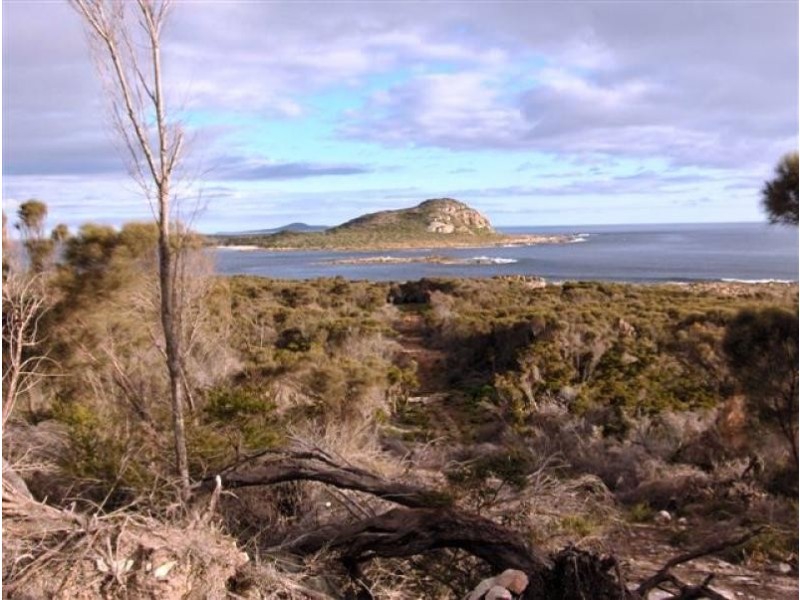 11 West End, Off Mt Tanner Rd, Flinders Island TAS 7255