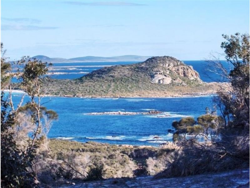 11 West End, Off Mt Tanner Rd, Flinders Island TAS 7255