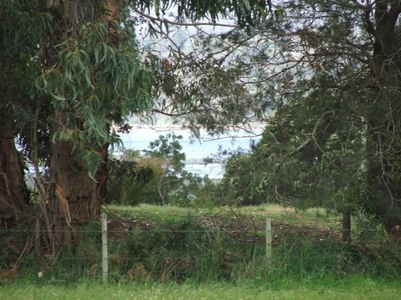 38 Paper Beach Road, Swan Point TAS 7275