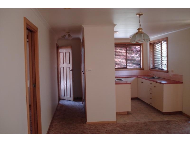 Unit 1/9 Norman Court, Newnham TAS 7248