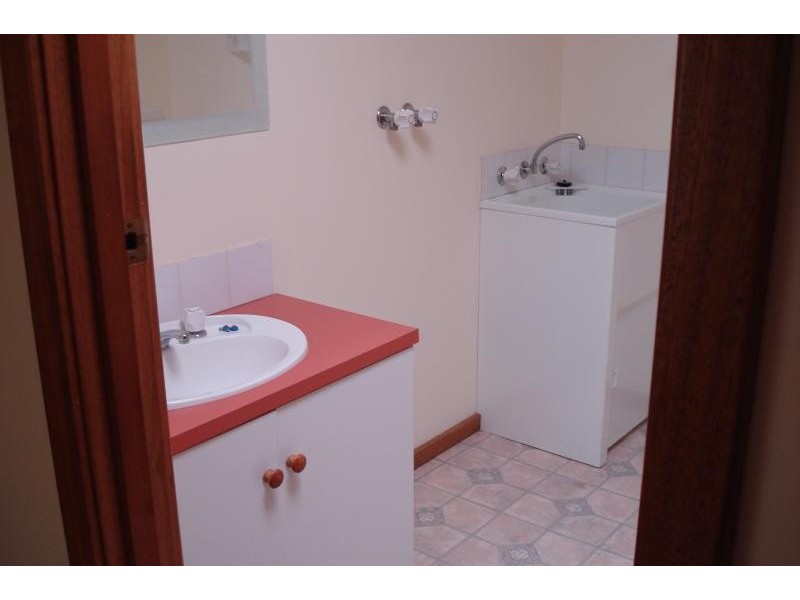 Unit 1/9 Norman Court, Newnham TAS 7248
