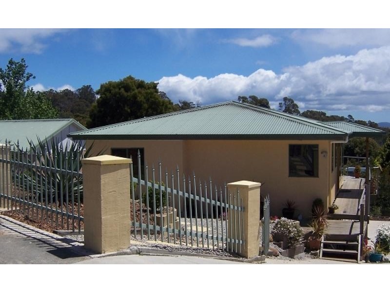 4 Brighton Court, Trevallyn TAS 7250
