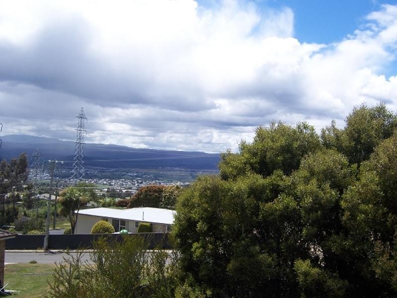 4 Brighton Court, Trevallyn TAS 7250