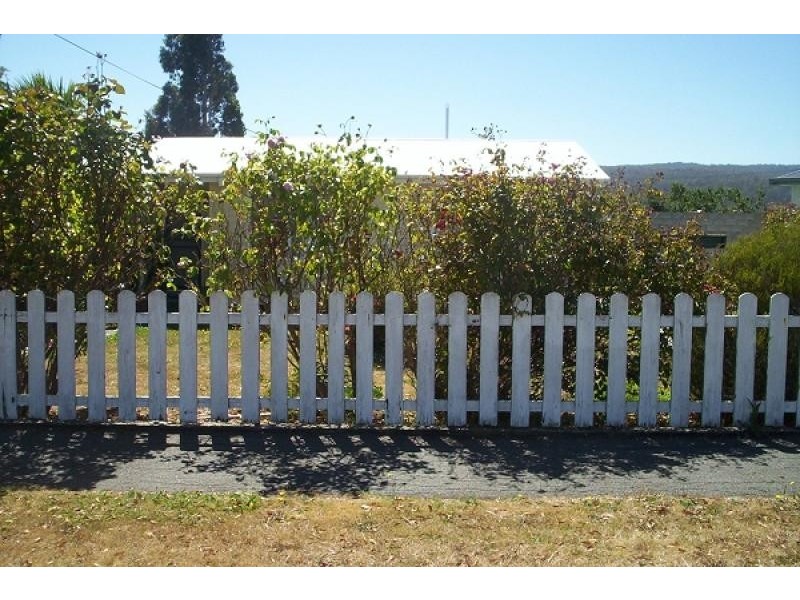 19 Stoke Street, Ravenswood TAS 7250