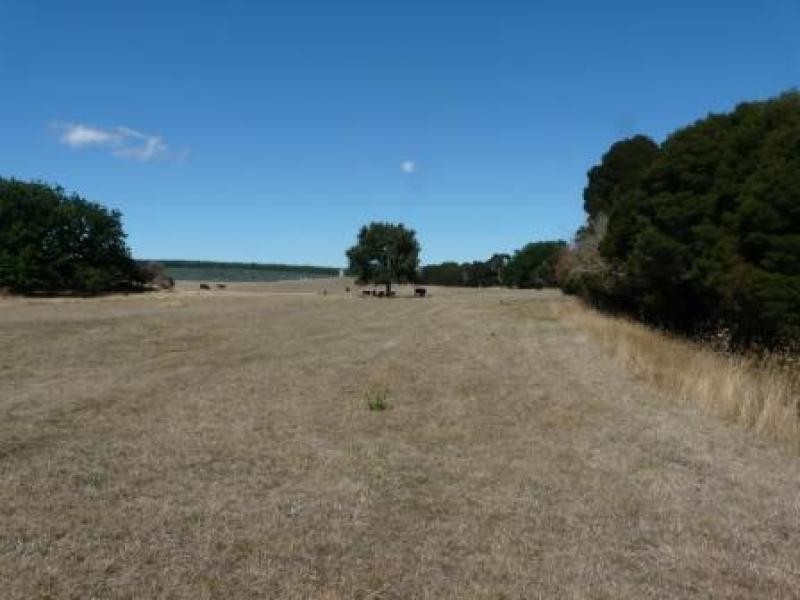1 Red Road, Weymouth TAS 7252