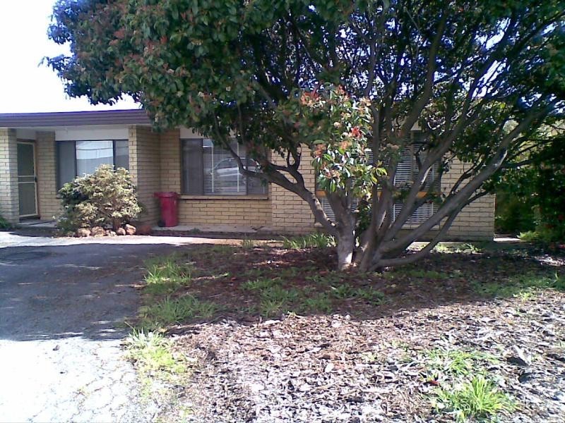Unit 1/37 Bishops Drive, Newnham TAS 7248