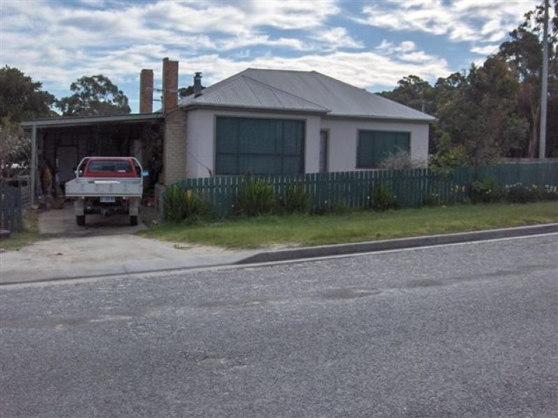 21 Barr Street, Flinders Island TAS 7255