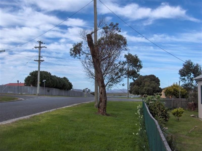 21 Barr Street, Flinders Island TAS 7255