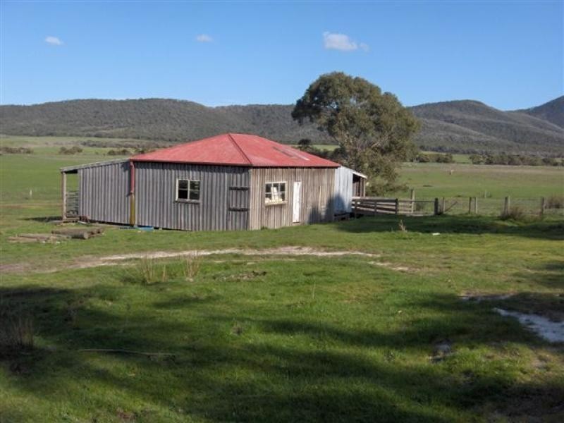 60 Kuhns Road Memana, Flinders Island TAS 7255