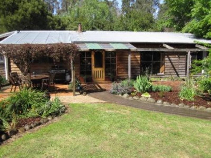 65 Station Road, Lilydale TAS 7268
