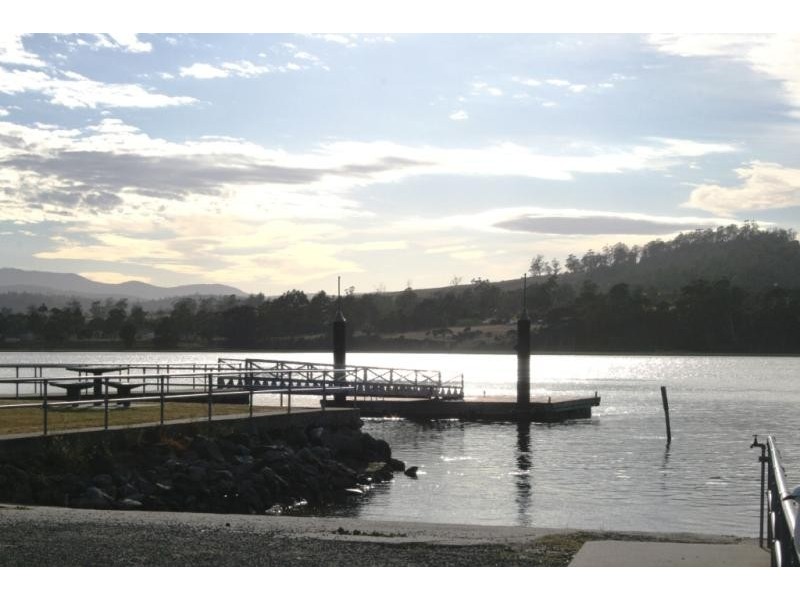 329 Gravelly Beach Rd. Gravelly Beach, Gravelly Beach TAS 7276