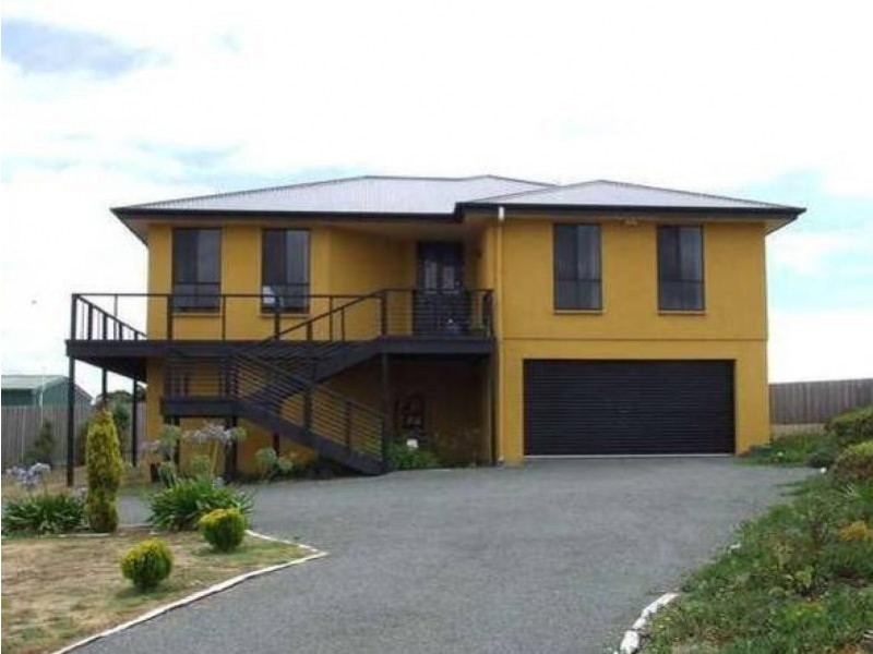 7 Hallem Street, George Town TAS 7253