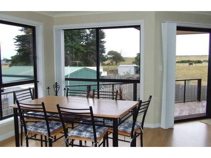 7 Hallem Street, George Town TAS 7253