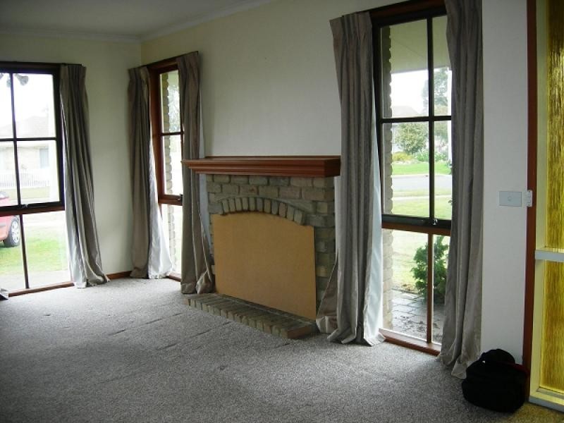 4 Wintercole Court, Newnham TAS 7248