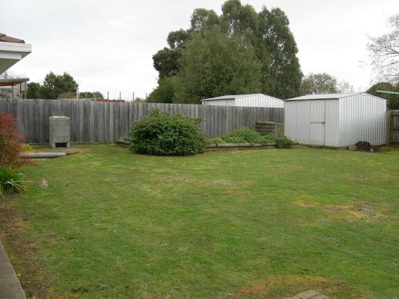 4 Wintercole Court, Newnham TAS 7248