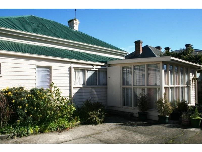 17 Lawrence Street, Launceston TAS 7250