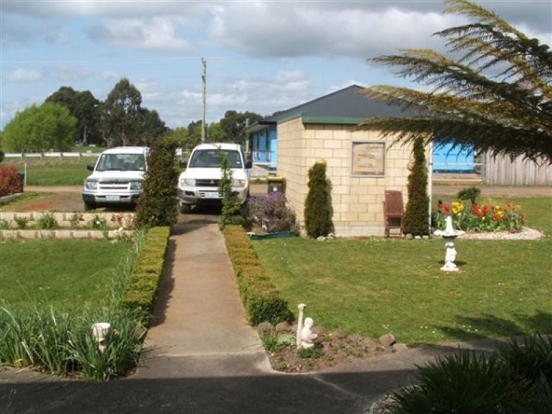 Unit 2 , 4 William Street, Westbury TAS 7303