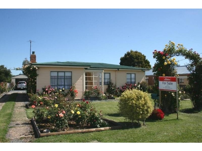 28 Pedder Street, Campbell Town TAS 7210