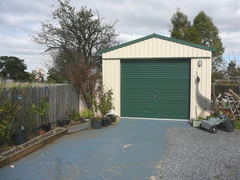 28 Pedder Street, Campbell Town TAS 7210