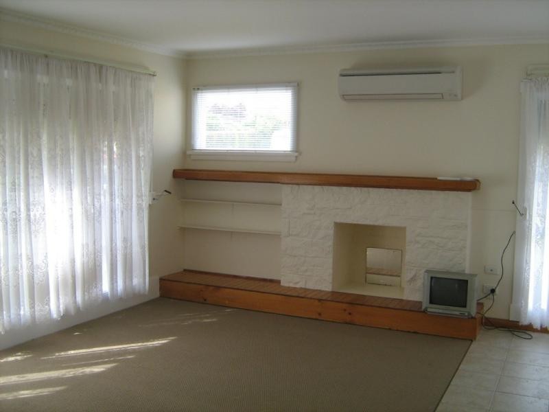 23 Karpaty Avenue, Newnham TAS 7248
