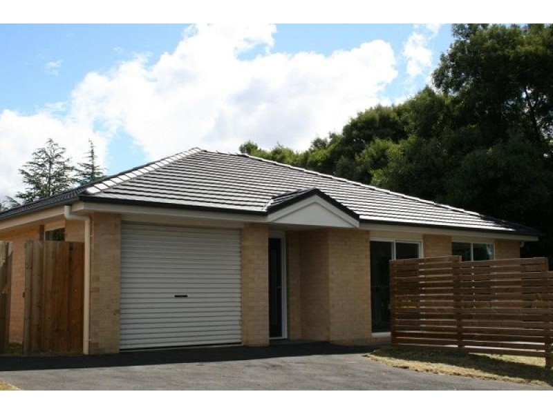 1 & 2 / 31 Freeland Crescent (being sold individually or as a pair), Riverside TAS 7250