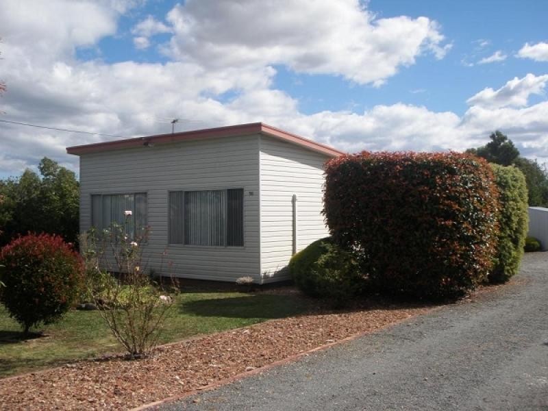 50 Main Street, Cressy TAS 7302
