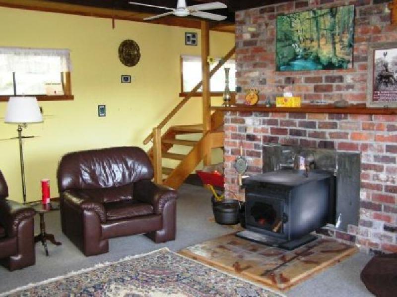 14 AIREY STREET VIA SMITHTON, Arthur River TAS 7330