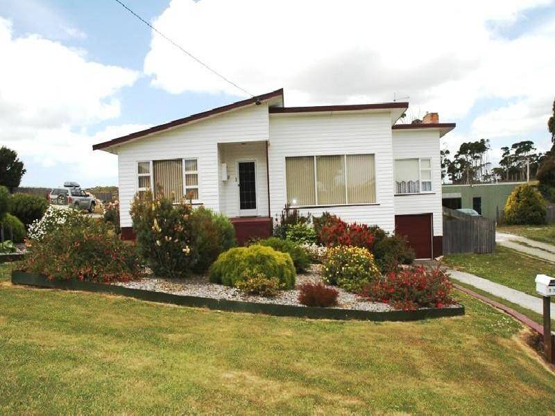 83 MASSEY STREET, Smithton TAS 7330
