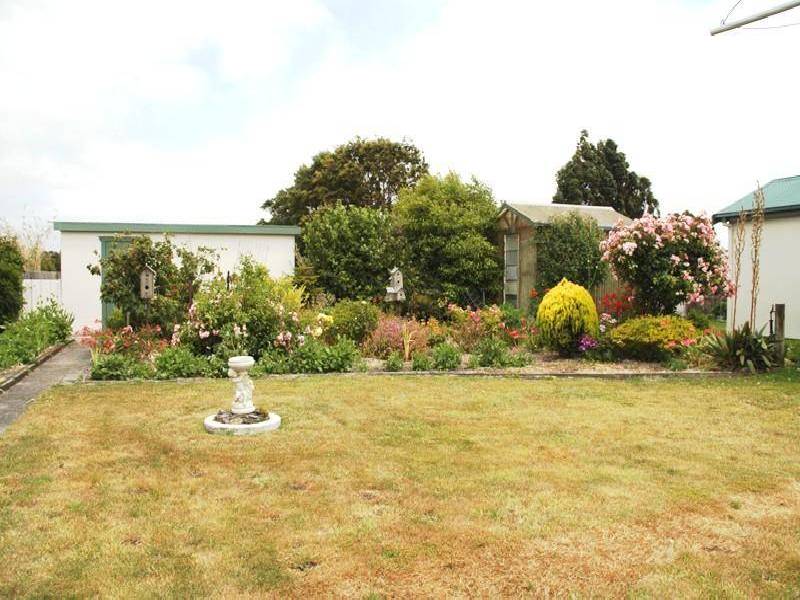 10 HELLYER STREET, Smithton TAS 7330