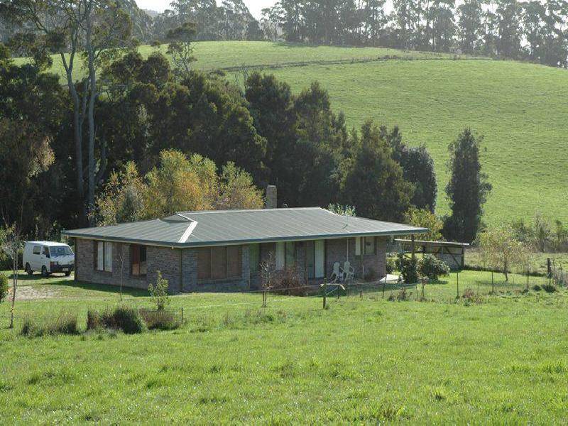 111 ALLENS ROAD, Sisters Creek TAS 7325