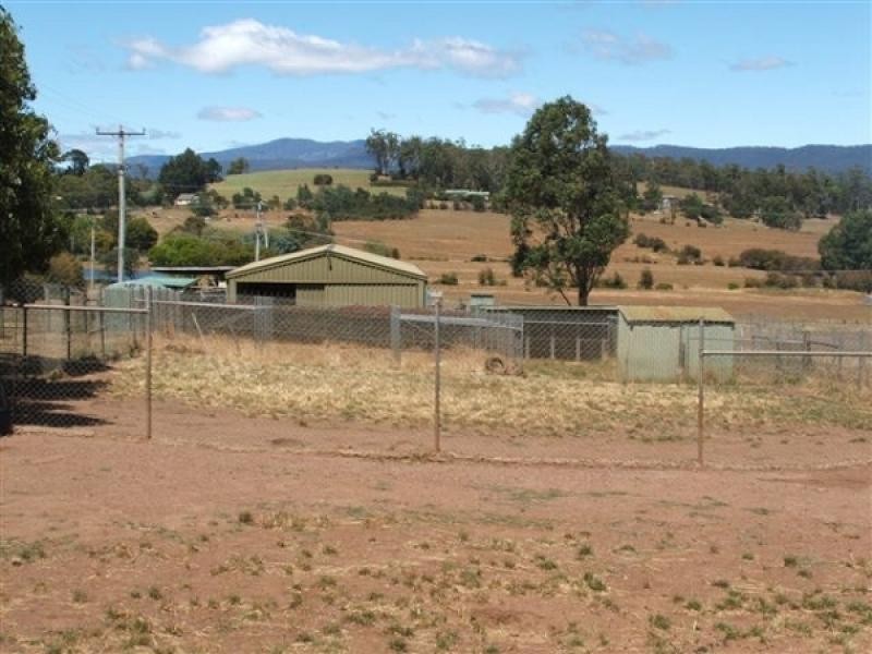3 FIVE ACRE ROW, Westbury TAS 7303