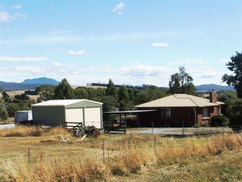 33 Reid Street, Westbury TAS 7303