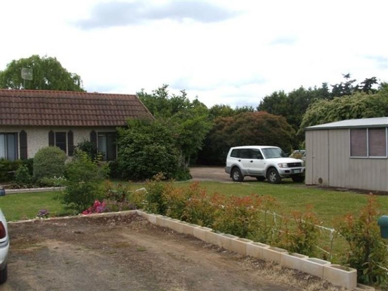 Unit 4, 4 William, Westbury TAS 7303